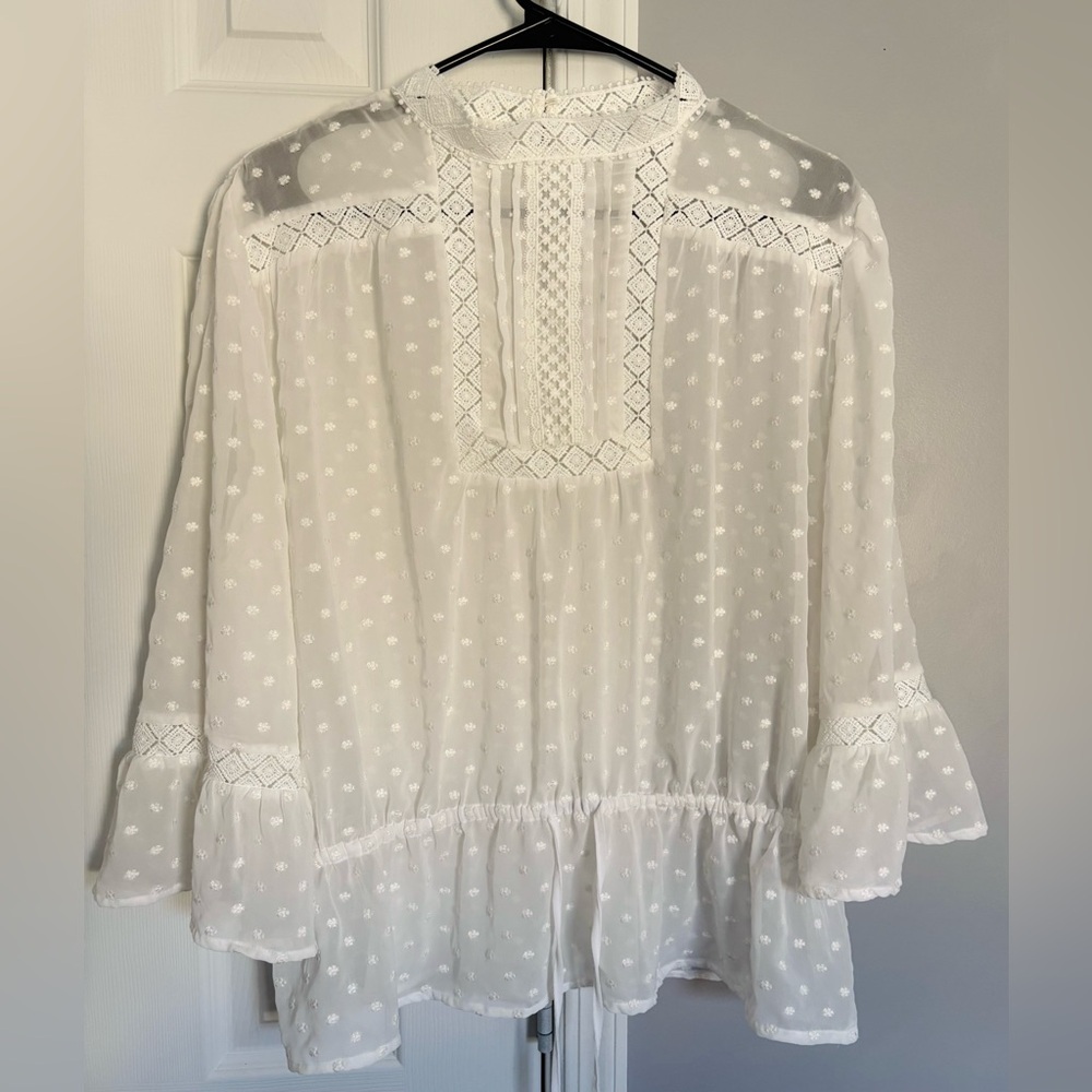 Like new flowy, sheer top